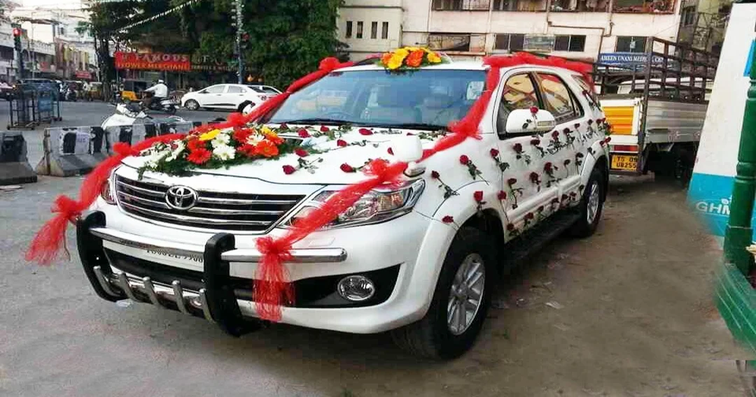 Luxury Car for Wedding